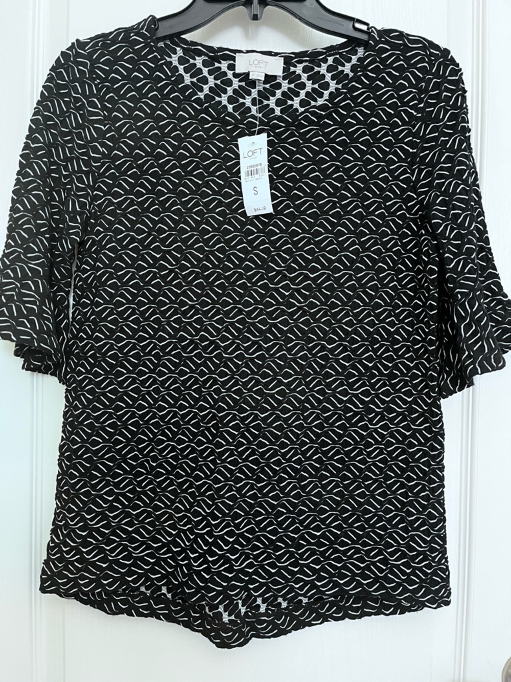 LOFT Black and White Short Sleeve Patterned Top